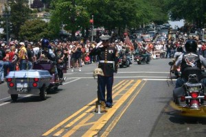Maine Saluting Riders
