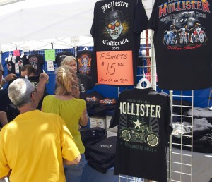 Hollister T-Shirts